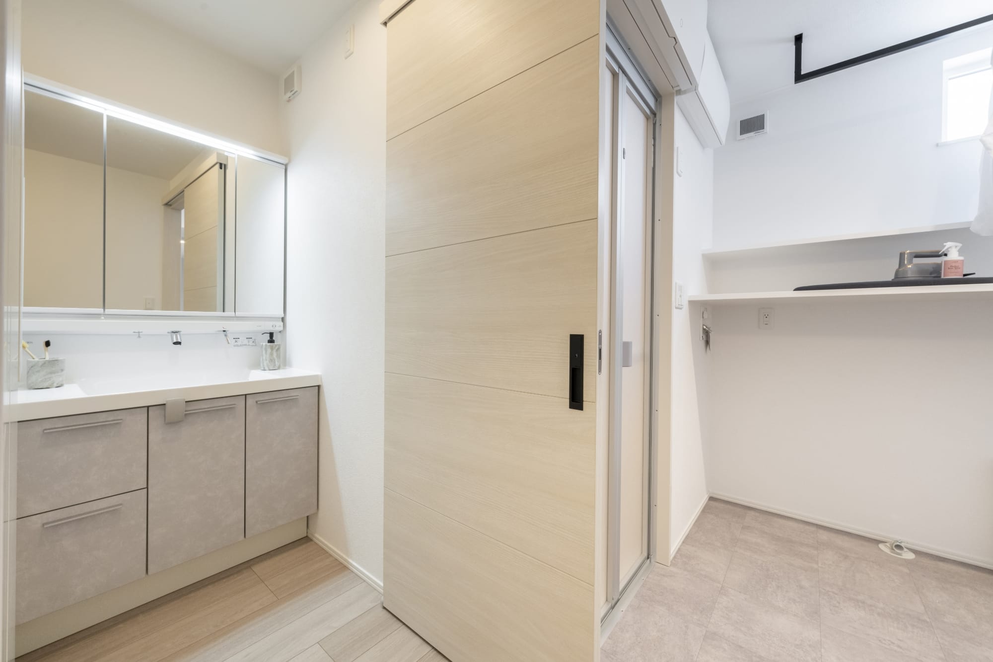 セパレートした洗面・脱衣室_イメージ