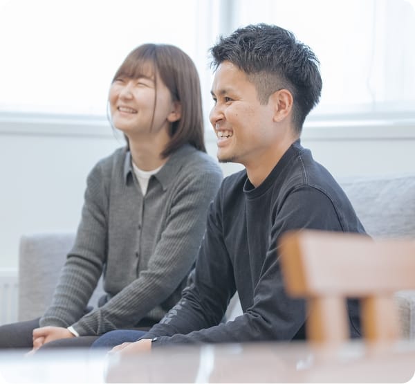 発寒エリアを選んだ理由について話してるW様ご夫婦