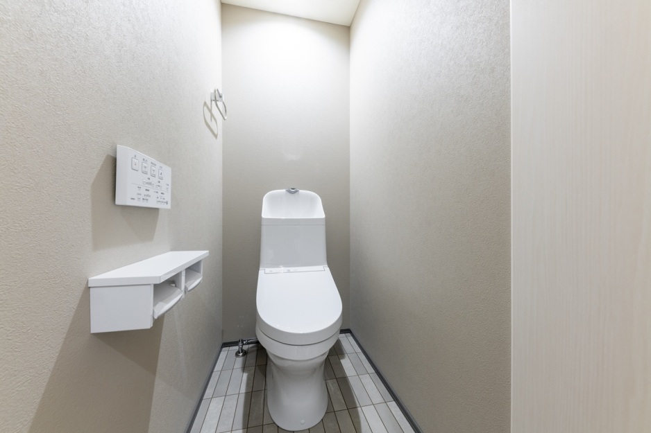 スマートハイムプレイス福住3条12丁目モデルハウスNo.1_2階トイレ