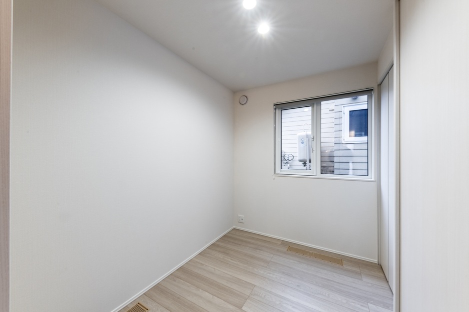 スマートハイムプレイス福住3条12丁目モデルハウスNo.1_洋室1