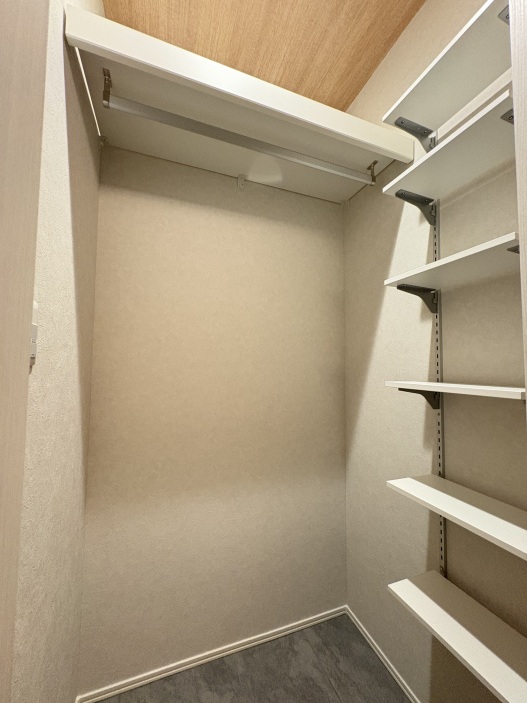 スマートハイムプレイスとん田東町モデルハウスNo.1_玄関クローク