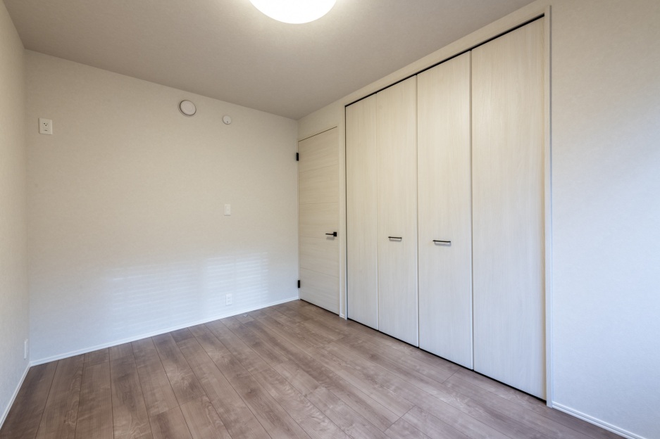 スマートハイムプレイス野幌住吉町モデルハウスNo.2_洋室2