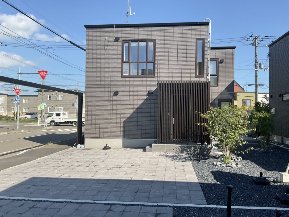 THE DESIGNER'S HEIM恵庭モデルハウスNo.1・2_No.2 外観