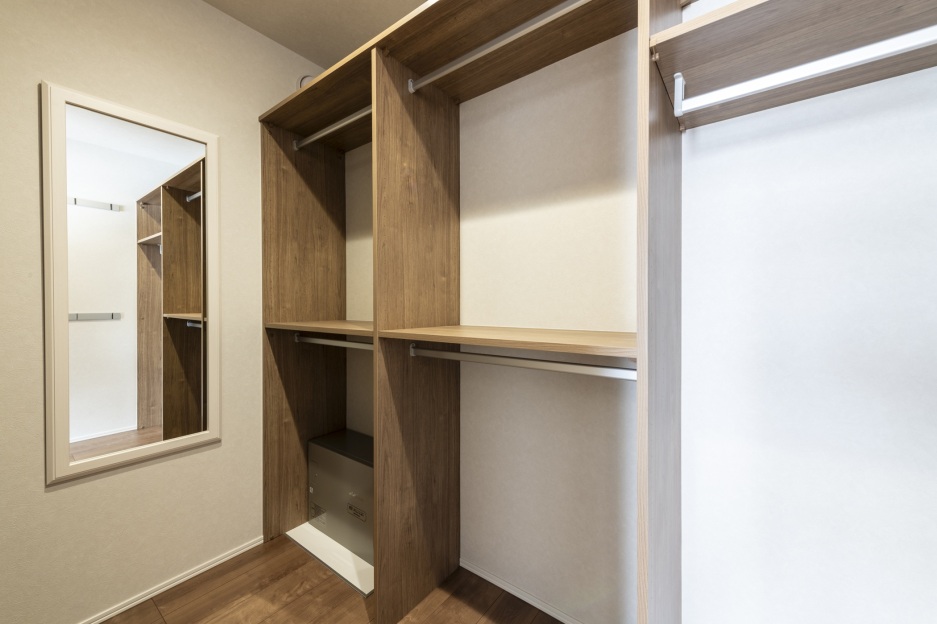 スマートハイムシティ西茨戸モデルハウスNo.2-15 _主寝室内WIC