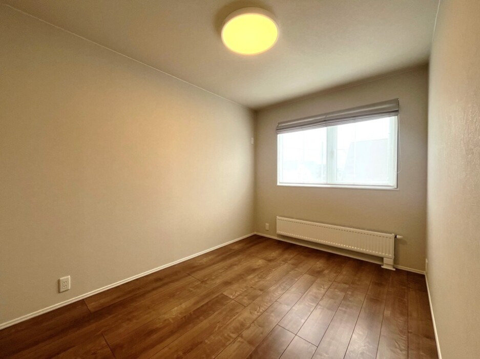 豊岡7条7丁目モデルハウスNo.1_洋室2