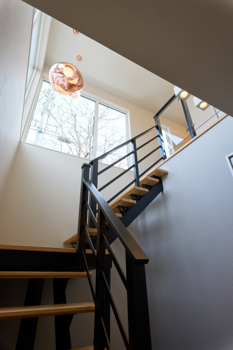 THE DESIGNER'S HEIM帯広モデルハウス_階段吹抜け